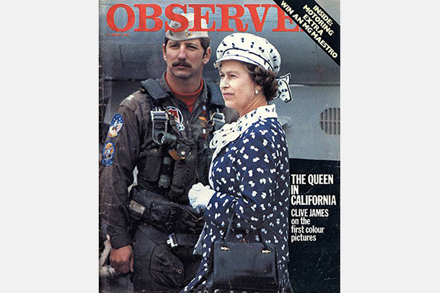 Обложка журнала Observer, 1983 год.

В 1981 году на Елизавету II было совершено покушение. 17-летний молодой человек стрелял в королеву холостыми патронами, когда она ехала на лошади. Лошадь испугалась и понесла королеву, но той удалось удержаться в седле