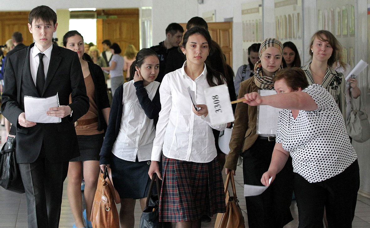 Ученики средней школы в Казани