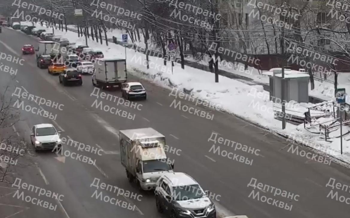 Семь автомобилей столкнулись на юго-западе Москвы