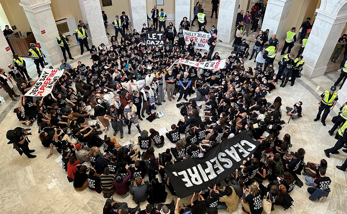 Jonathan Ernst / Reuters