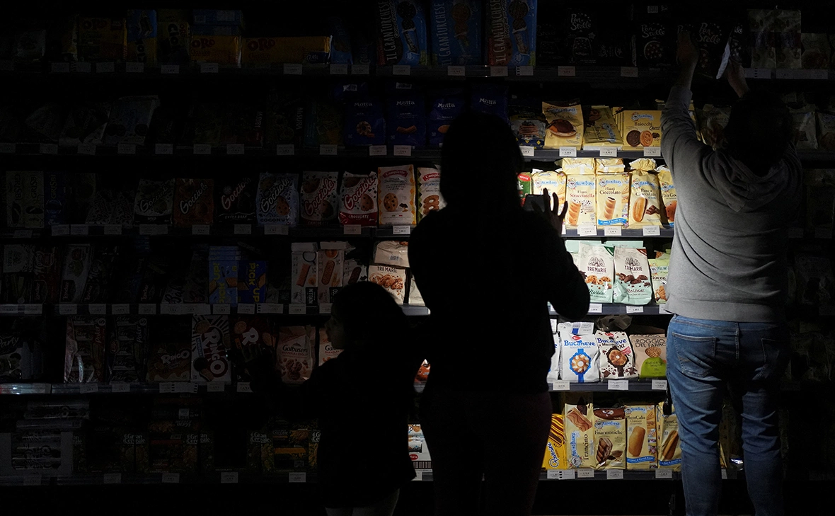 Bruna Casas / Reuters