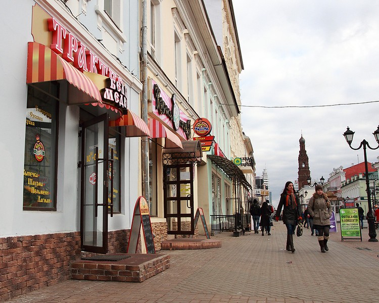 В Казани запретят музыку на входе в магазины и кафе
