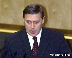 Касьянов начал борьбу с бюрократами в экономике