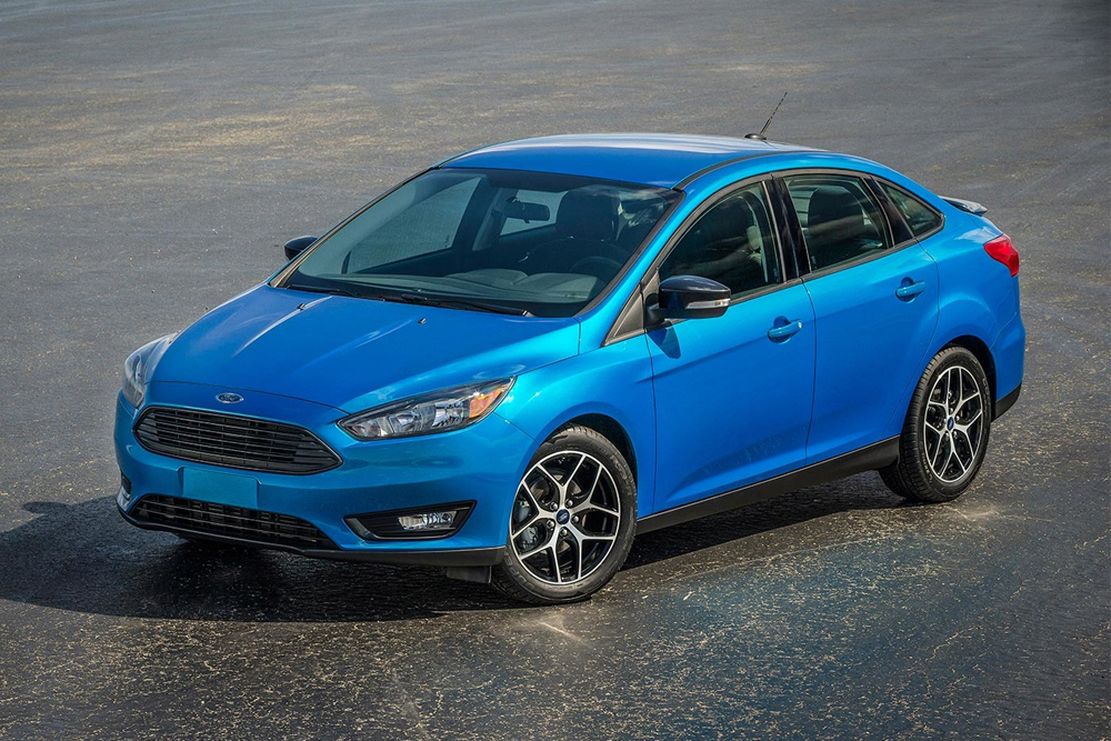 Ford рассекретил обновленный Focus седан