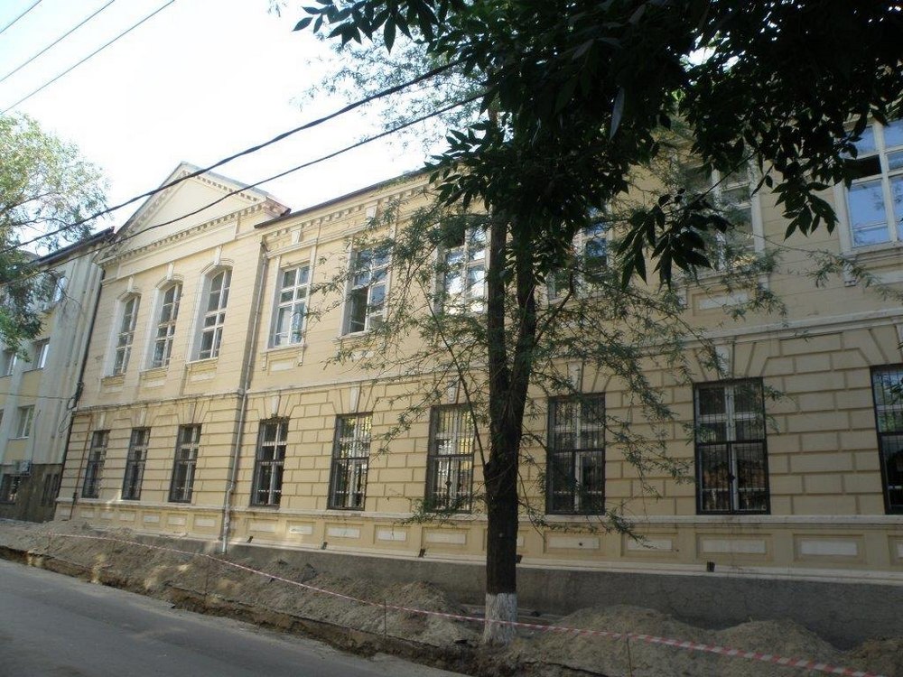 Армянская Гогоевская женская гимназия