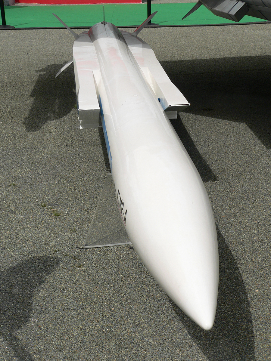 ASMPA&nbsp;&mdash; сверхзвуковая крылатая ракета с ядерной боеголовкой. Находится на вооружении ВВС Франции с 2009 года, за 14 лет прошла ряд модернизаций. Дальность поражения&nbsp;&mdash; 500&nbsp;км