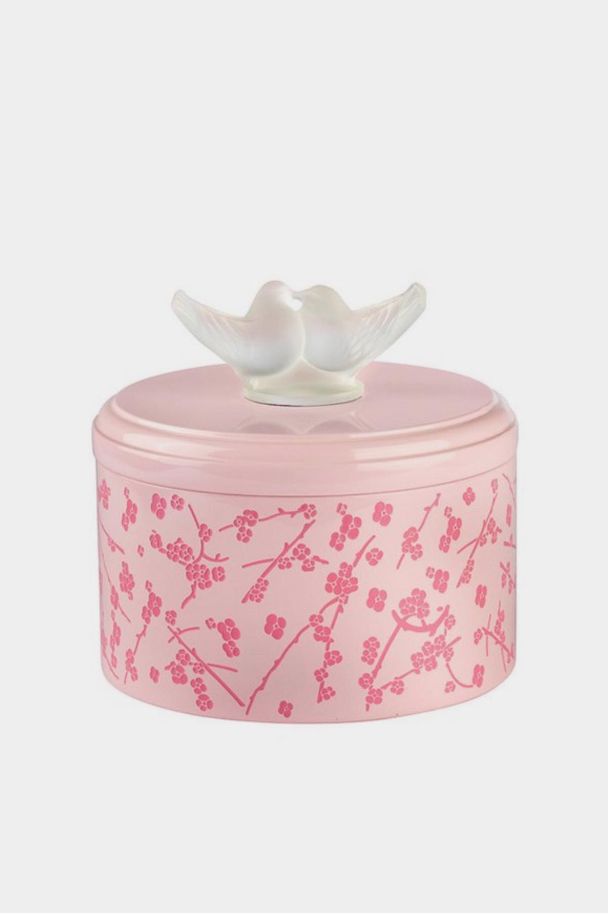 Шкатулка Fleurs De Cerisier S, Lalique, 89&nbsp;950 руб. (ЦУМ)