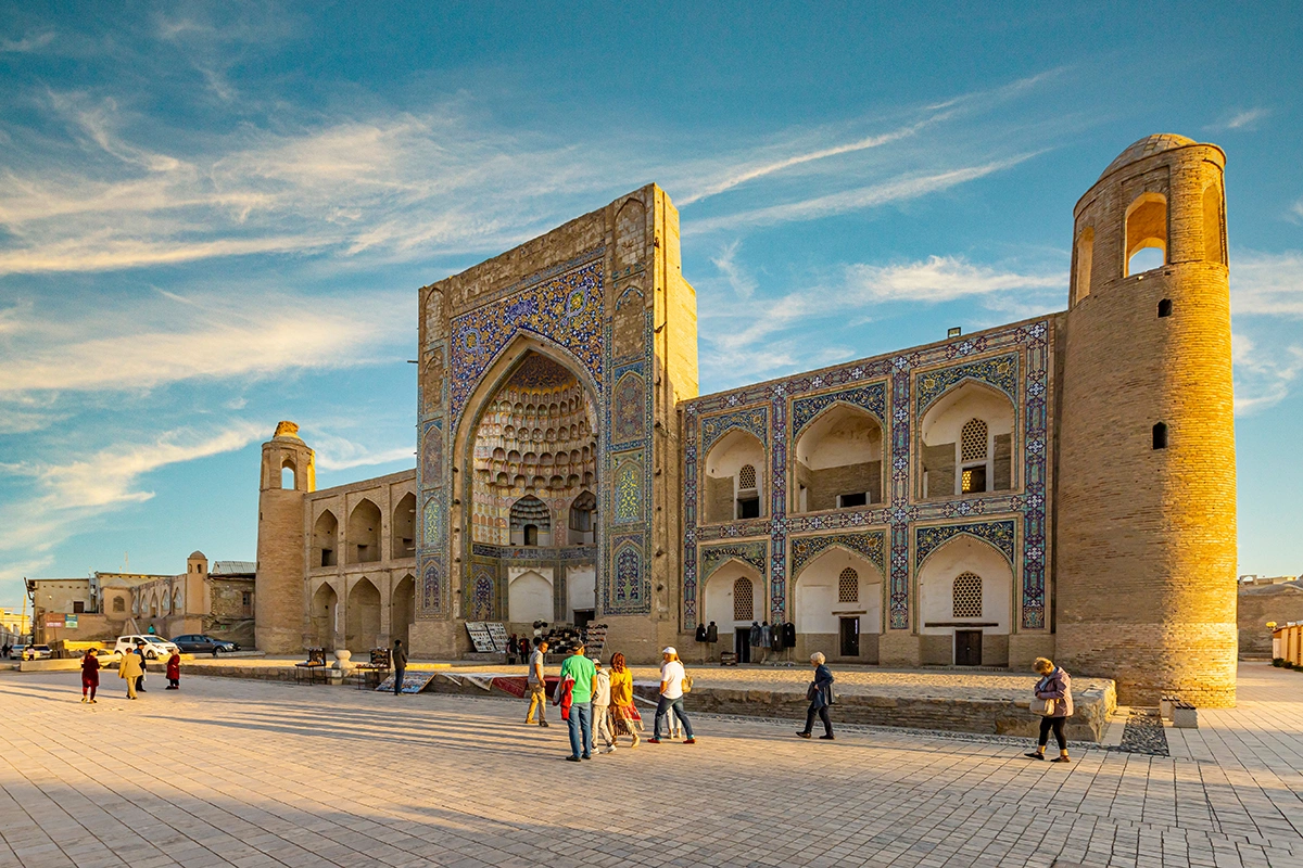 Медресе Улугбека, Бухара