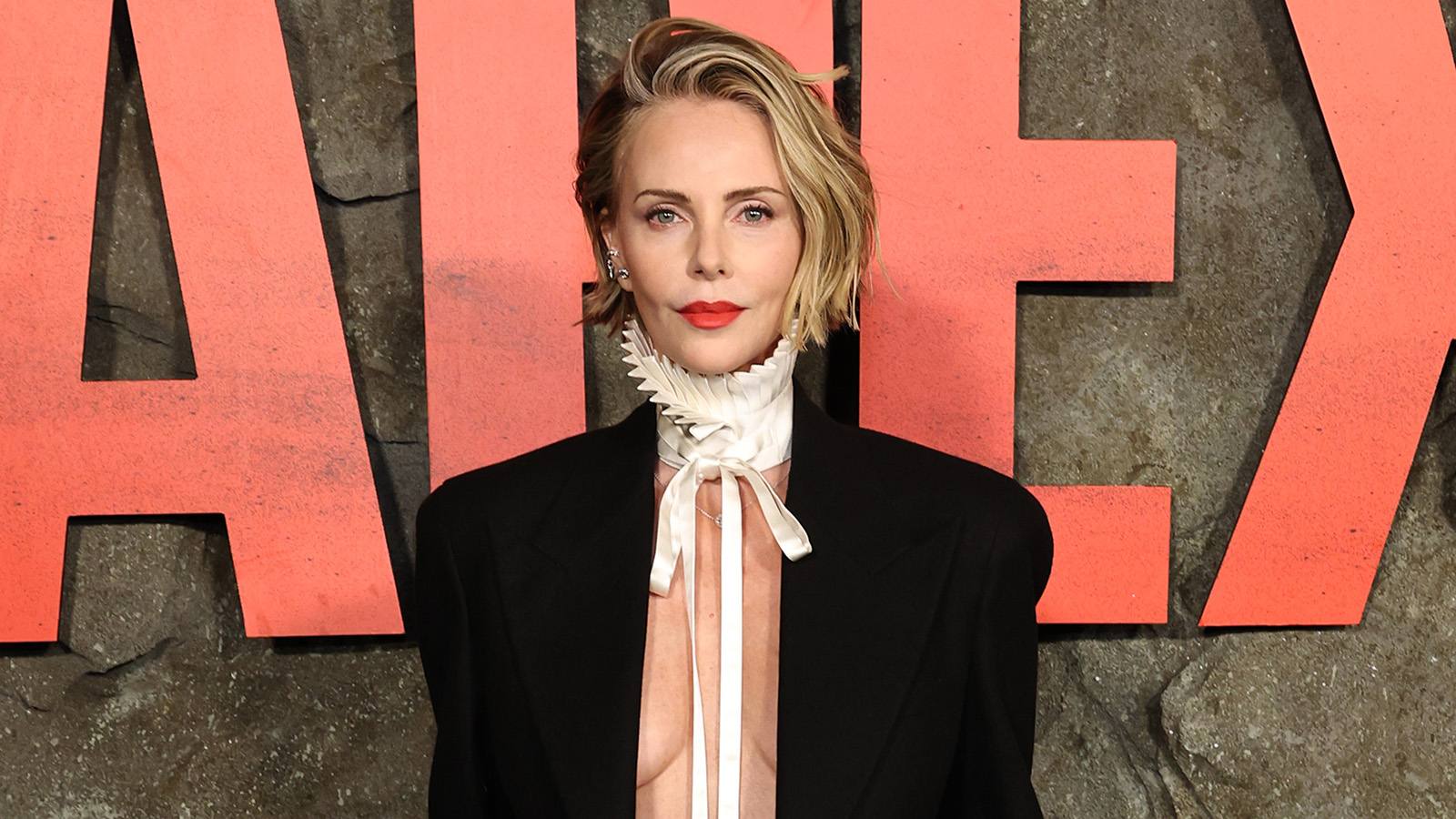 Шарлиз Терон