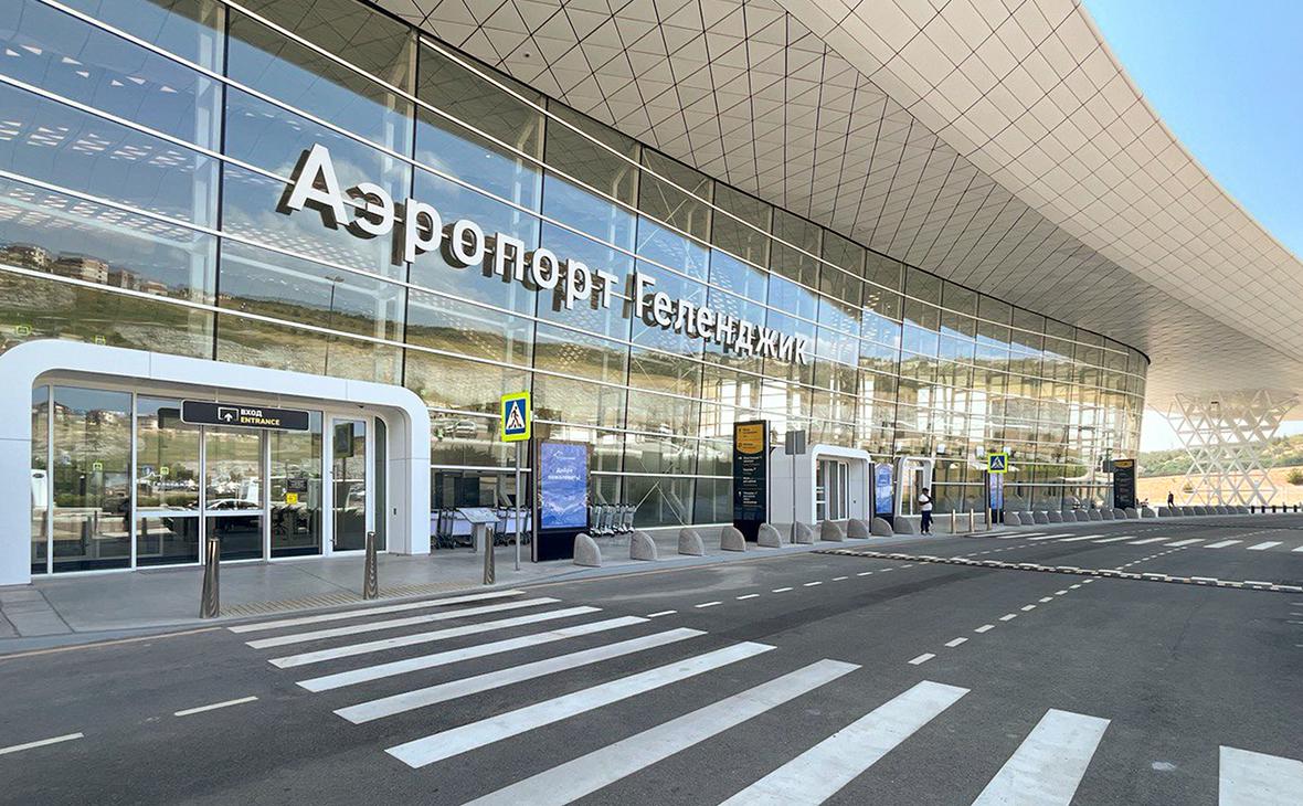 Аэропорт Геленджика закрыли для полетов