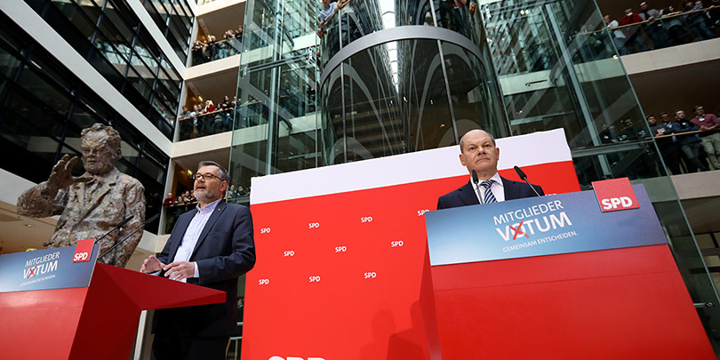 Немецкие социал-демократы согласились создать коалицию с партией Меркель