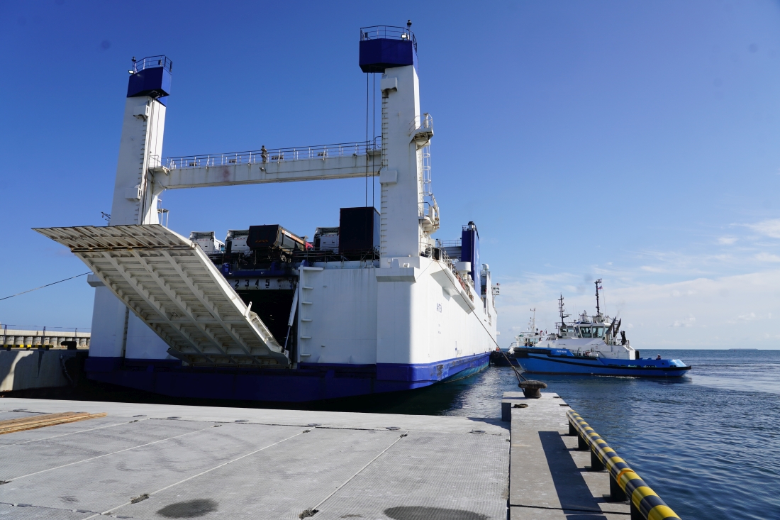 Паром &laquo;Антей&raquo;