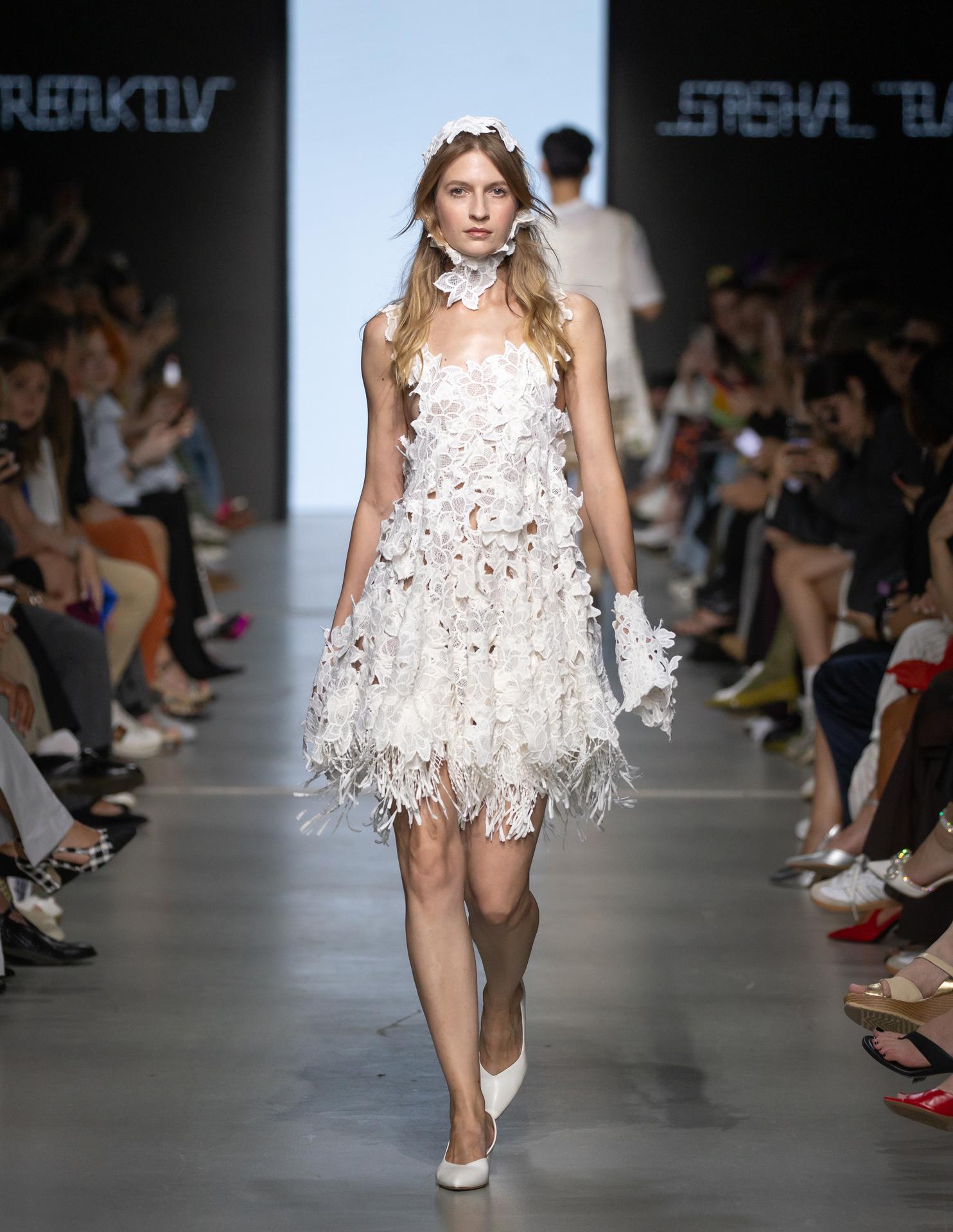 Показ Sasha Barbakov