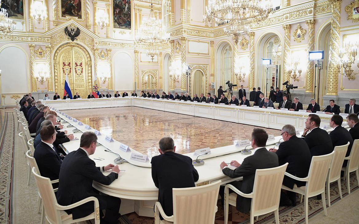 Бизнес на встрече с Путиным обсудит платежи, кадры и защиту собственности