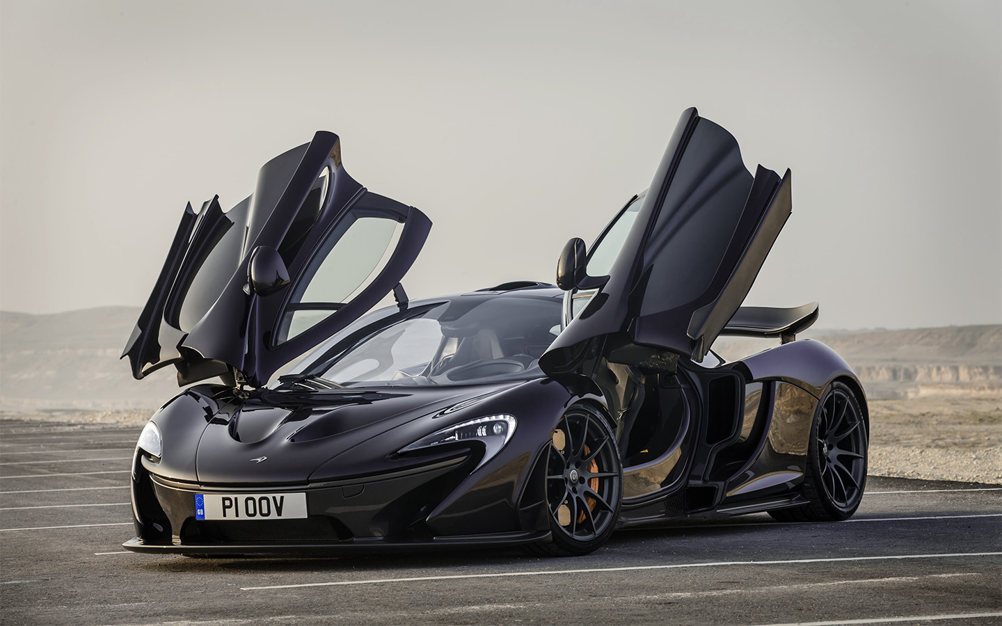 Серийный гиперкар McLaren P1 создан с использованием технологий &laquo;Формулы-1&raquo;