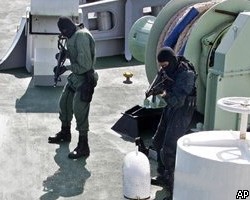 Пираты захватили украинское судно с танками на борту