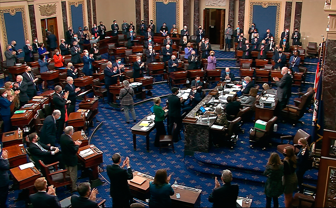 Фото: Senate Television via AP