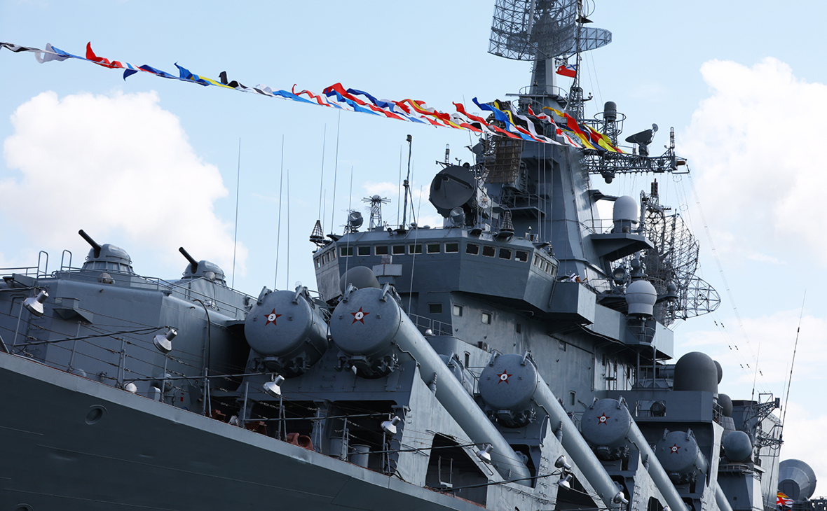 Крейсер «Москва» впервые выполнил стрельбу ракетой «Вулкан» в Черном море