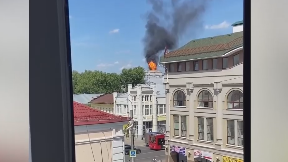 На крыше драмтеатра в Иваново произошел взрыв