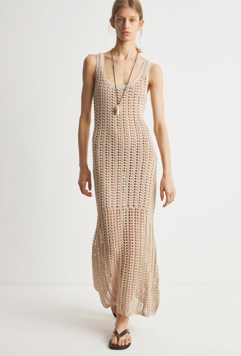 Платье из кроше, LIMÉ, 7999 руб. (lime-shop.com)
