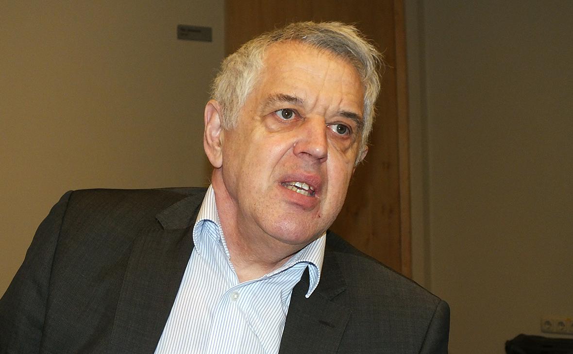 Александр Гапоненко