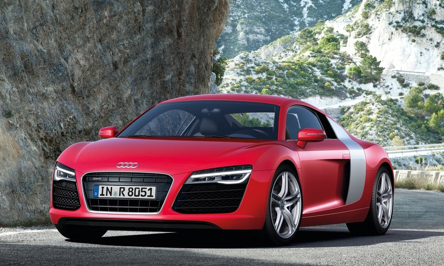 Audi объявила цены на обновленный суперкар R8