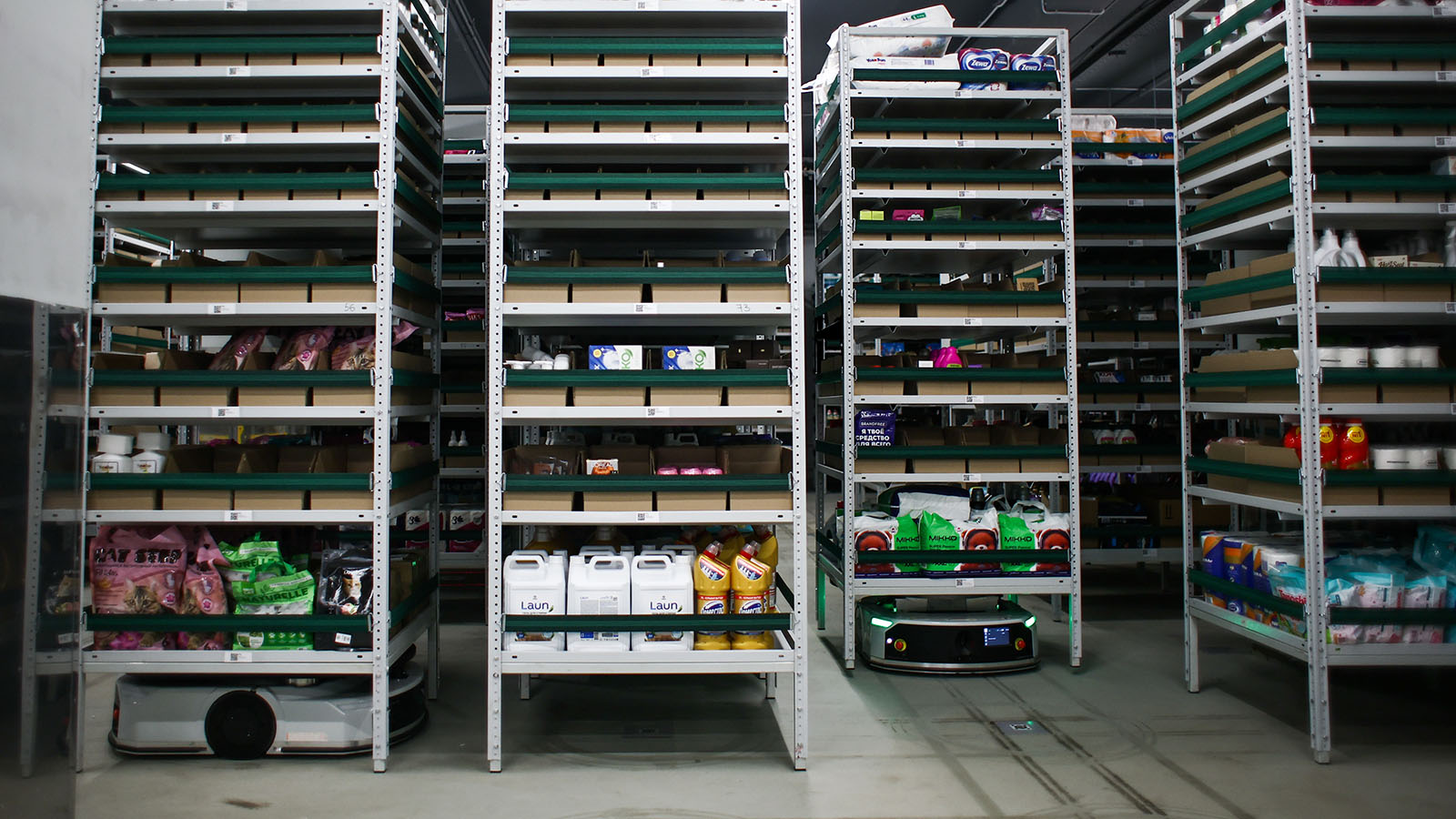 В Совфеде предложили запретить дарксторы в многоквартирных домах