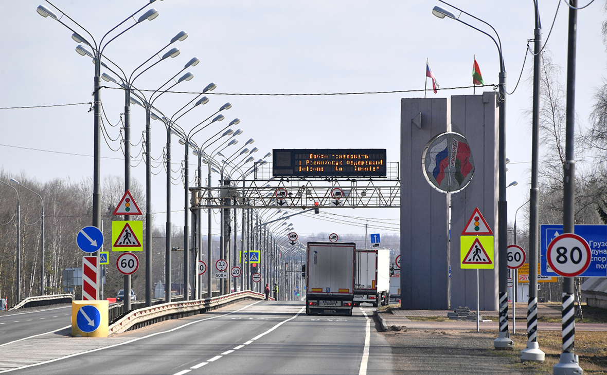 Кремль не исключил «нарушений экспортно-импортных цепочек» из-за Минска