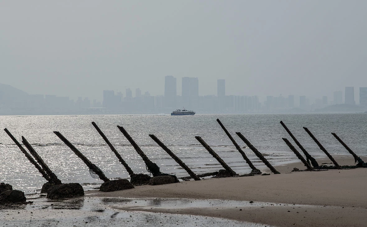 Carl Court / Getty Images