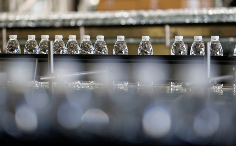 Regis Duvignau / Reuters