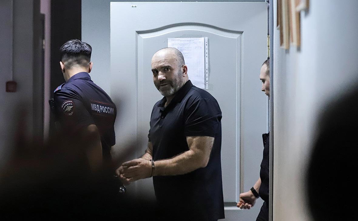 Шести фигурантам дела об убийствах прошлых лет в Екатеринбурге предъявили обвинения