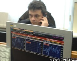 Российские фондовые индексы незначительно понизились