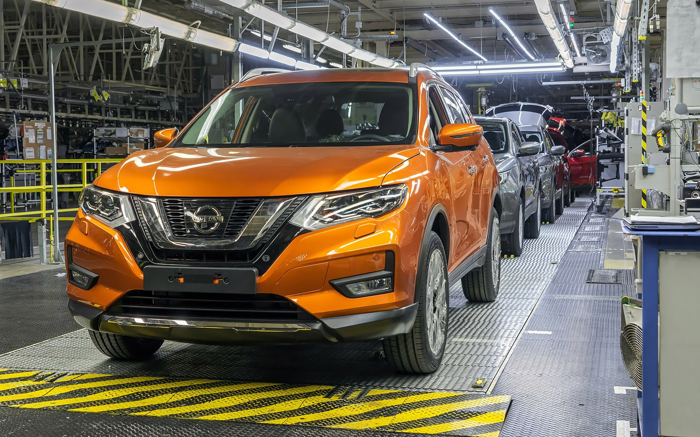 Сборка автомобилей&nbsp;Nissan на заводе в Санкт-Петербурге