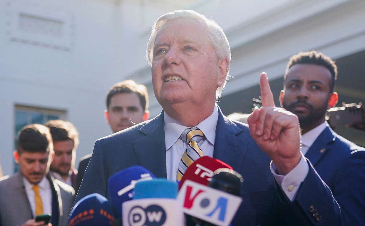 Nathan Howard / Reuters