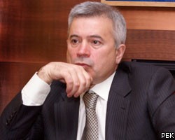 В.Алекперов купил 2,16% акций ЛУКОЙЛа за 1,4 млрд долл.