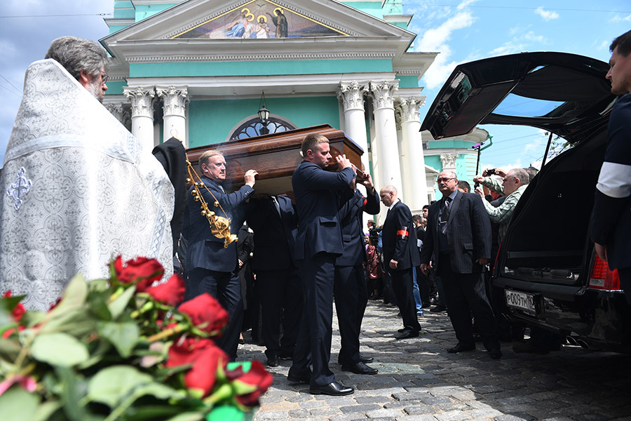 Илья Глазунов будет похоронен на Новодевичьем кладбище