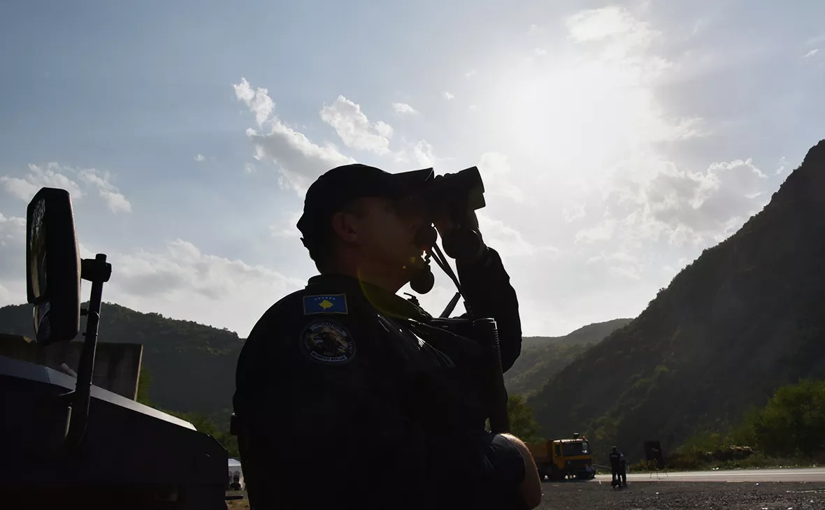 Laura Hasani / Reuters