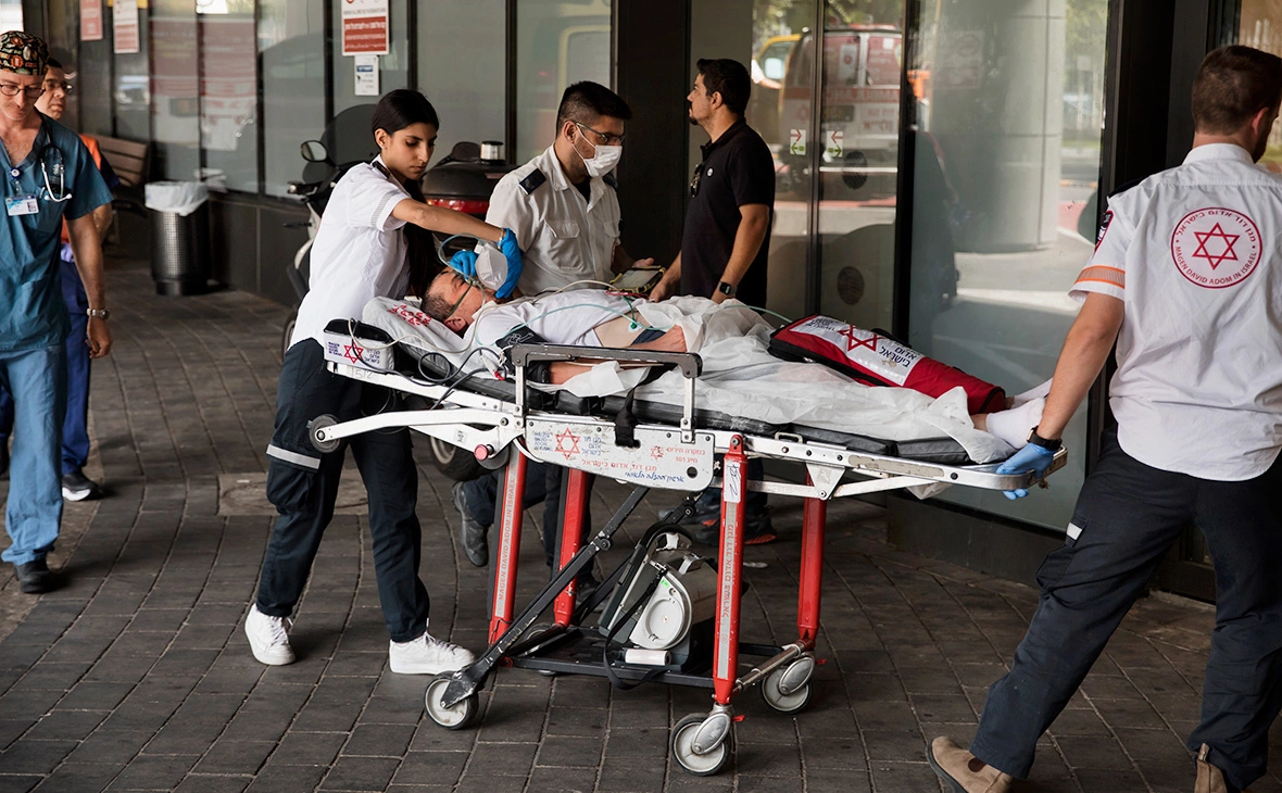 Amir Levy / Getty Images