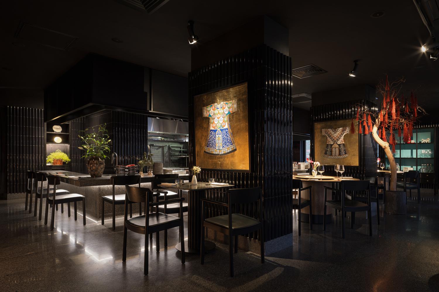 Интерьер ресторана Mad Asian BBQ