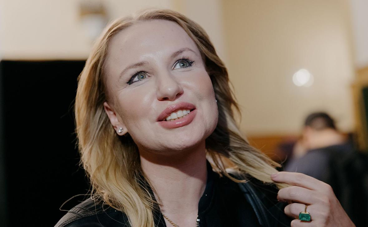 Вьюгин назвал себя Котом в сапогах, Гай Германика — Царевной-лягушкой