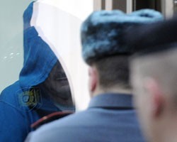 В Мосгорсуде зачитывается приговор лидеру петербургской ОПГ В.Барсукову