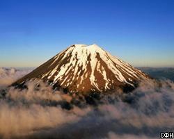 Вместо бегства мексиканцы любуются вулканом
