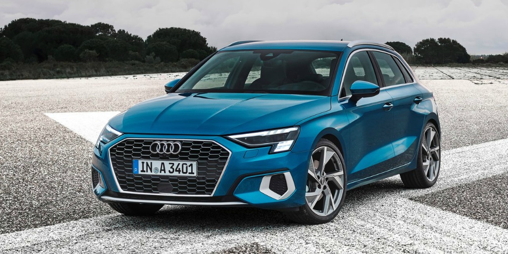 В Audi назвали сроки появления A3 нового поколения в России