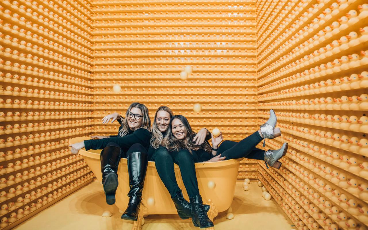 Кидалты: почему взрослые впадают в детство