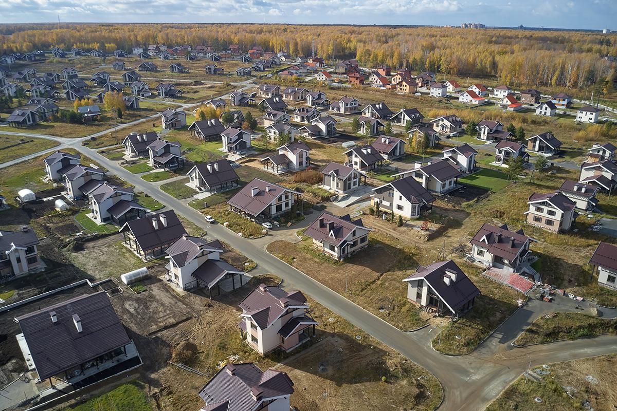 Контроль за сельхоз землями усилили. Как изменятся цены на частные дома