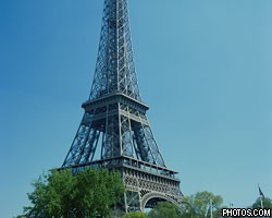 В Париже распродают Эйфелеву башню