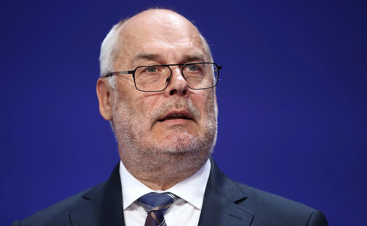 Henry Nicholls / WPA / Getty Images