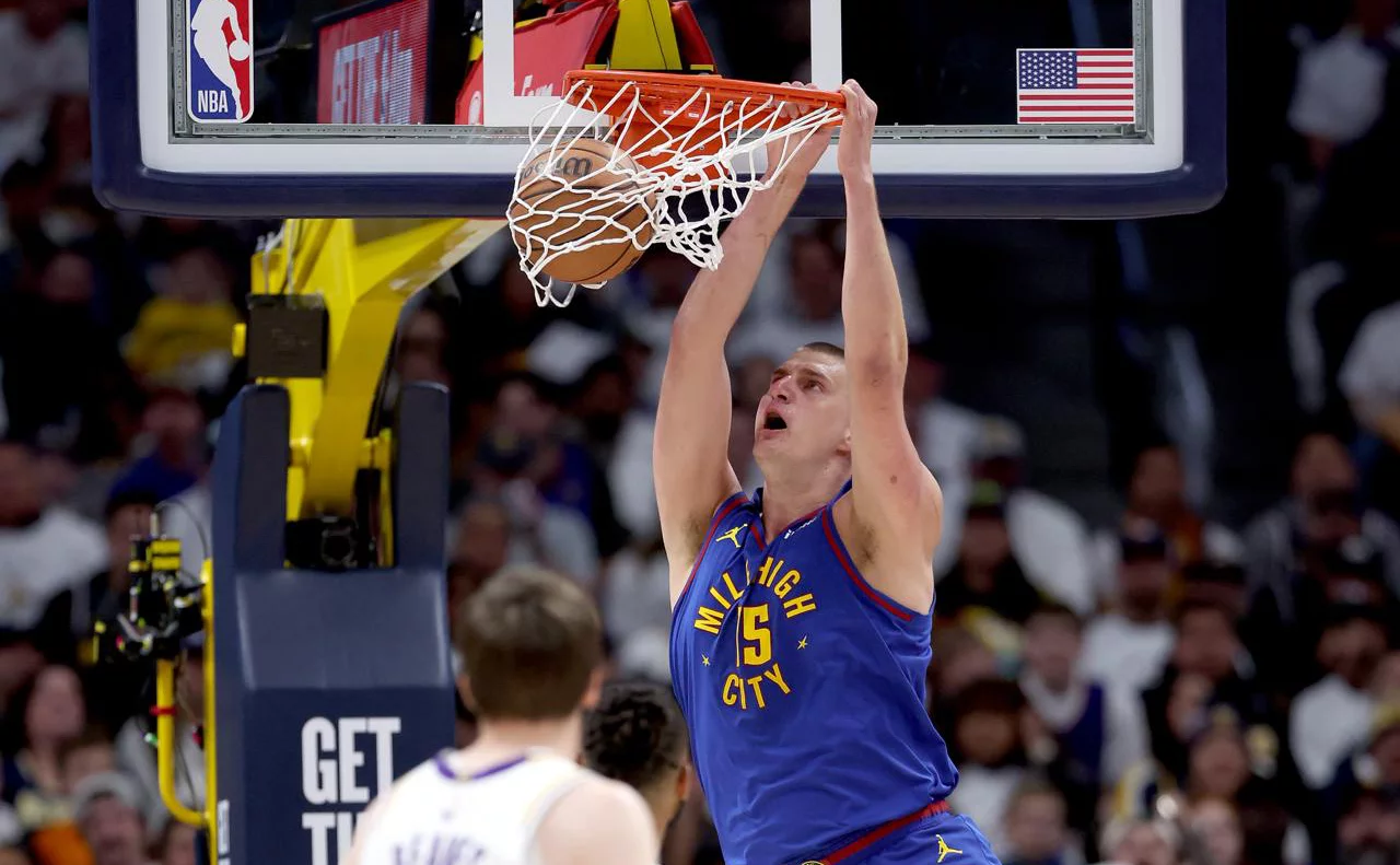 Matthew Stockman / Getty Images