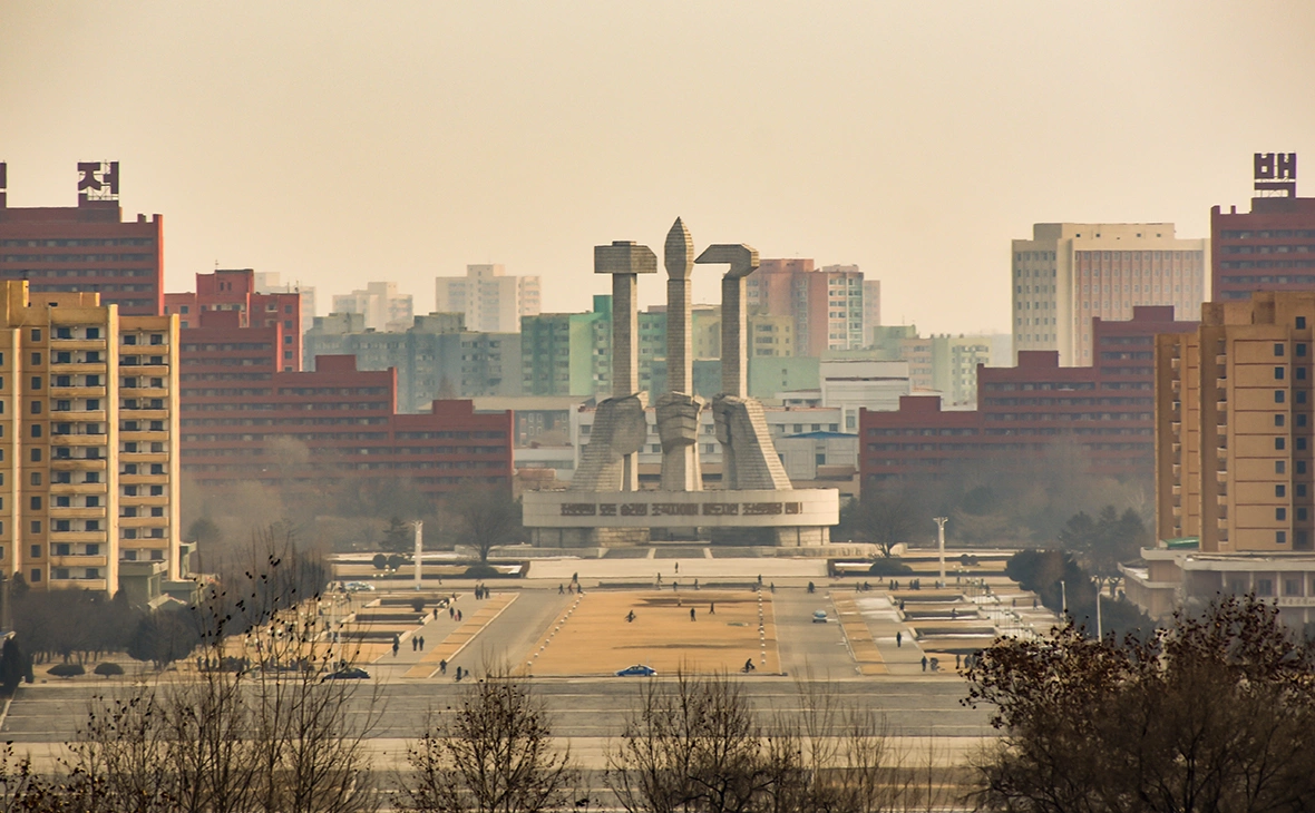 Stephen A. Rohan / Shutterstock