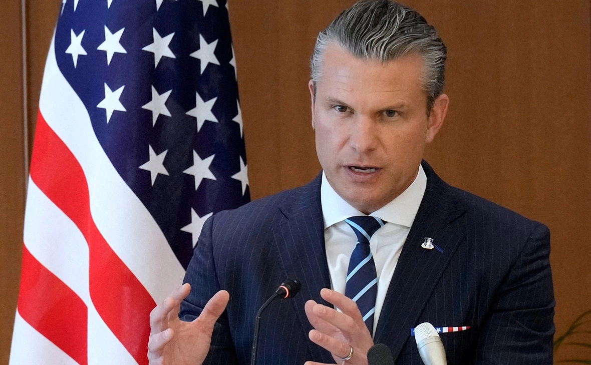 Eugene Hoshiko / Reuters